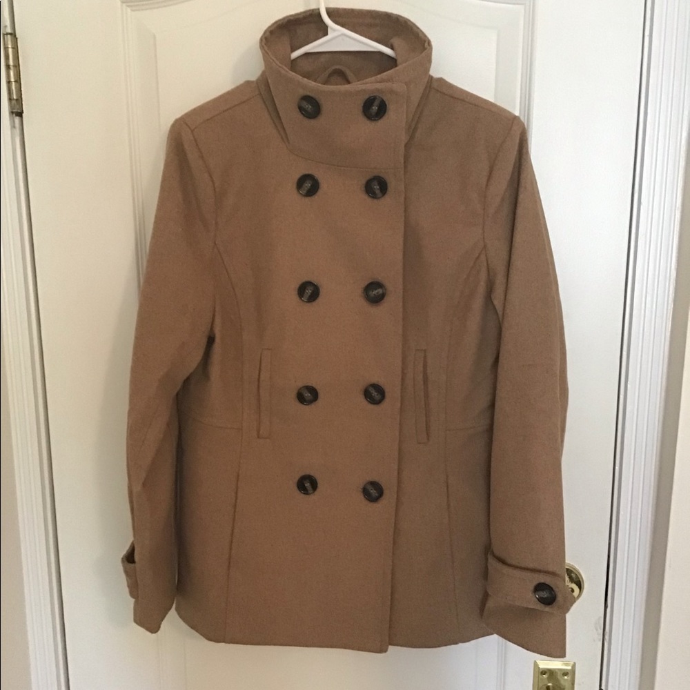 Pea camel coat